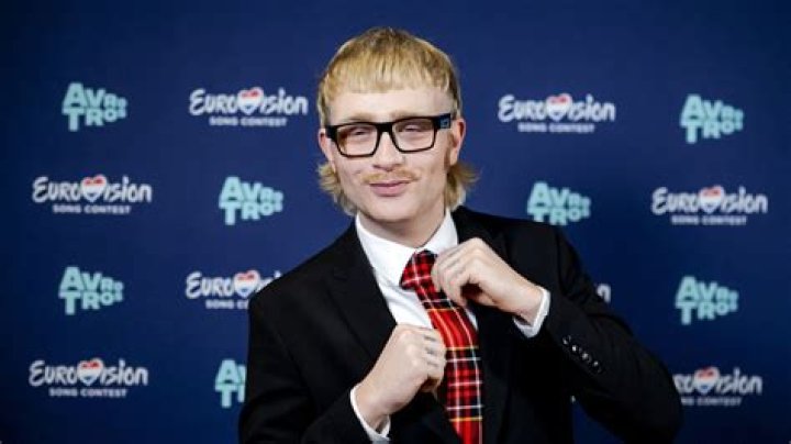 Ethan Klein Wiki, Wife, Children, Net worth, Height, Parents, Instagram, Twitter