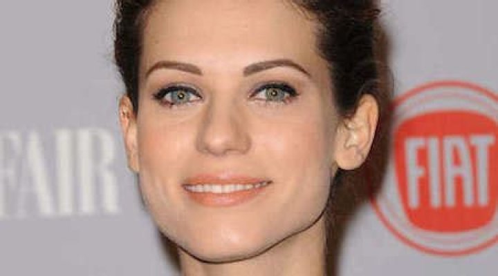 Lyndsy Fonseca Height, Weight, Measurements, Bra Size, Shoe Size